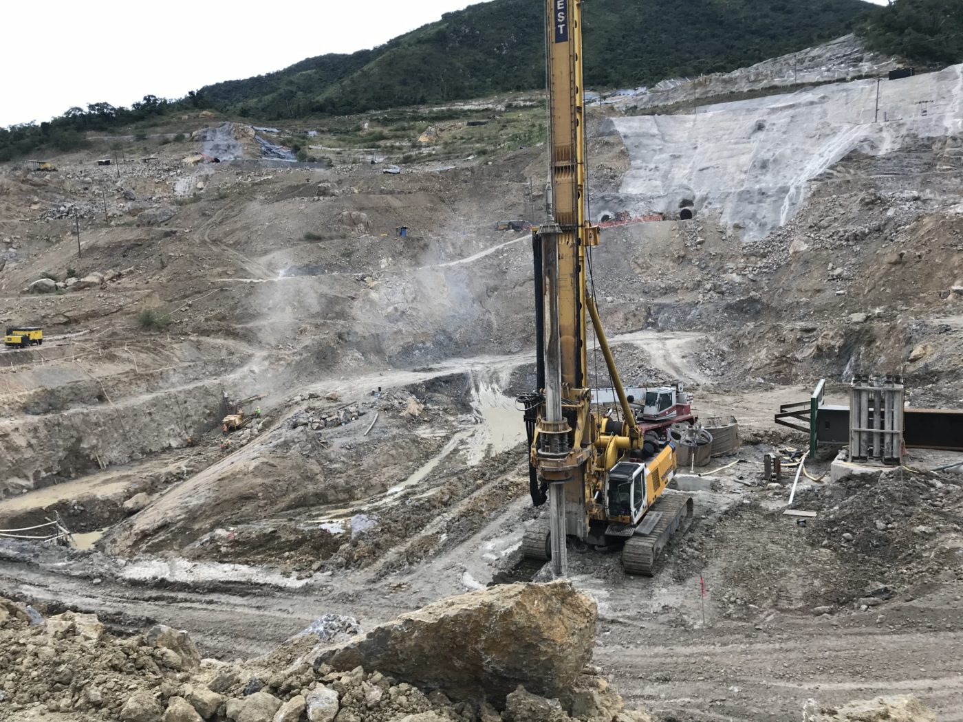 Civil earthworks on a heavy infrastructure project, contract and claim administration